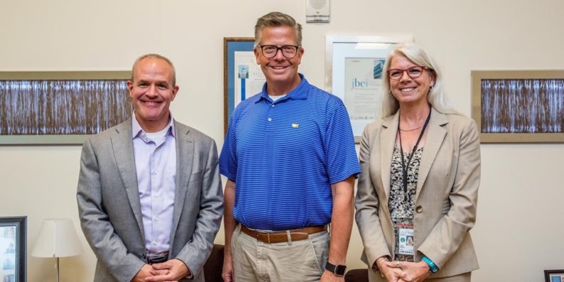 news: Congressman Randy Hultgren Visits JBEI